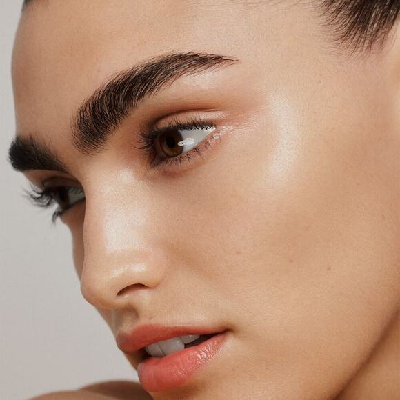 Surratt Surreal Light Medium / Yellow Foundation Wand Refill Number 5 NWB - Picture 2 of 8